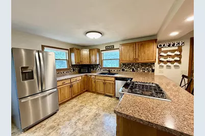 216 York Road, Edgerton, WI 53534 - Photo 6