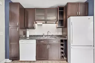 2682 South Ct, Madison, WI 53704 - Photo 8