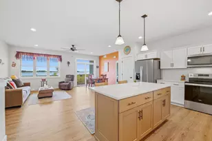 137 Linden Ln, Fox Lake, WI 53933 - Photo 4