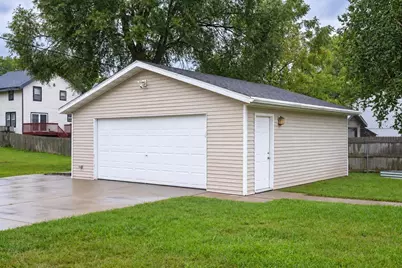 138 S Adams Street, South Beloit, IL 61080 - Photo 20