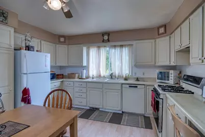 2806 Warner Street, Madison, WI 53713 - Photo 10