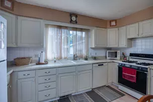 2806 Warner St, Madison, WI 53713 - Photo 12