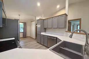 4333 Fieldcrest Dr, Janesville, WI 53546 - Photo 16