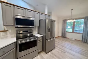 4333 Fieldcrest Dr, Janesville, WI 53546 - Photo 18
