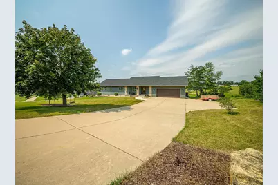N3793 Jamberry Lane, Monroe, WI 53566 - Photo 68