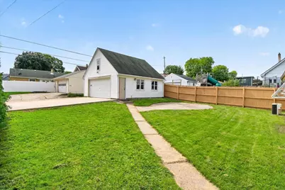 3765 E Bottsford Avenue, Cudahy, WI 53110 - Photo 24