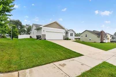 525 East Street, Clinton, WI 53525 - Photo 2