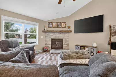 525 East Street, Clinton, WI 53525 - Photo 10