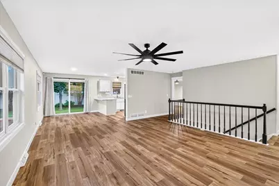 342 Blackberry Lane, DeForest, WI 53532 - Photo 6
