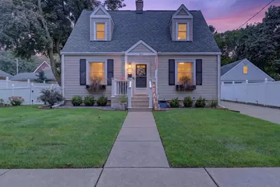 342 S Randall Avenue, Janesville, WI 53545 - Photo 1