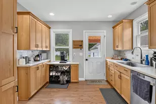 342 S Randall Ave, Janesville, WI 53545 - Photo 14