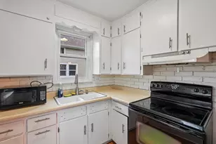 606 Cochrane St, Waupun, WI 53963 - Photo 8
