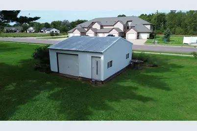 405 Elmberta Street, Mauston, WI 53948 - Photo 48