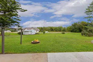 405 Elmberta St, Mauston, WI 53948 - Photo 32