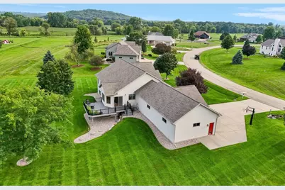 6572 Kimberly Way, DeForest, WI 53532 - Photo 4