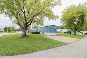 5101 Whipporwill Ln, La Crosse, WI 54601 - Photo 1