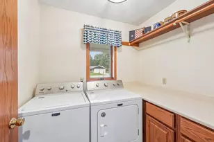 720 E Holly Rd, Beloit, WI 53511 - Photo 14