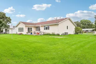 720 E Holly Rd, Beloit, WI 53511 - Photo 24