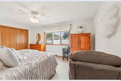 720 E Holly Road, Beloit, WI 53511 - Photo 18