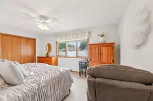 720 E Holly Rd, Beloit, WI 53511 - Photo 18