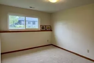 146 Rustic Dr, Madison, WI 53718 - Photo 8