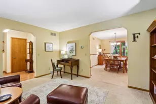 114 N High Point Rd, Madison, WI 53717 - Photo 6