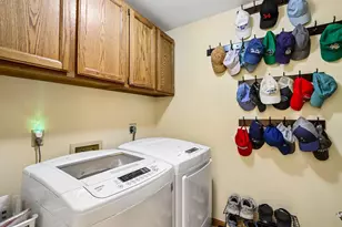 114 N High Point Rd, Madison, WI 53717 - Photo 22