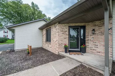 1837 Montana Avenue, Sun Prairie, WI 53590 - Photo 8