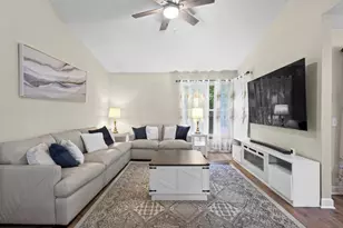 5157 Ridge Oak Dr, Madison, WI 53704 - Photo 6