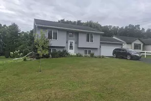 2104 Roosevelt Ave, Beloit, WI 53511 - Photo 1