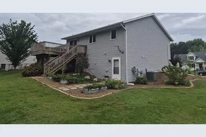 2104 Roosevelt Avenue, Beloit, WI 53511 - Photo 50