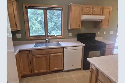 2104 Roosevelt Avenue, Beloit, WI 53511 - Photo 14