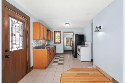 709 Beaver Street, Beaver Dam, WI 53916 - Photo 10