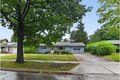 6628 Hubbard Avenue, Middleton, WI 53562 - Photo 2