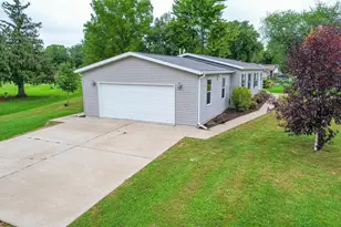 1321 Lakeview Dr, Tomah, WI 54660 - Photo 24