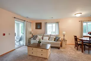 964 Rockefeller Ln, Madison, WI 53704 - Photo 16