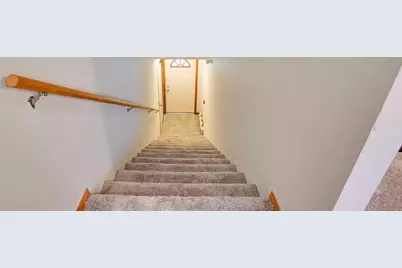 964 Rockefeller Lane, Madison, WI 53704 - Photo 4