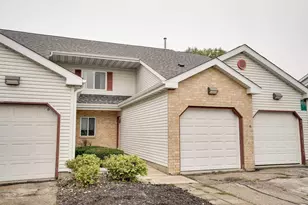 964 Rockefeller Ln, Madison, WI 53704 - Photo 1