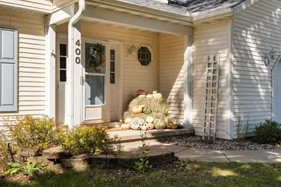 400 St Andrews Court, Waunakee, WI 53597 - Photo 4