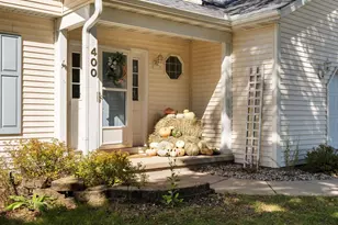 400 St Andrew's Ct, Waunakee, WI 53597 - Photo 4