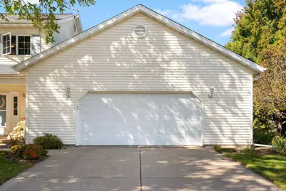400 St Andrews Court, Waunakee, WI 53597 - Photo 6