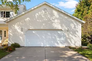 400 St Andrew's Ct, Waunakee, WI 53597 - Photo 6