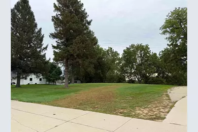 533 N Main Street, Fall River, WI 53932 - Photo 8