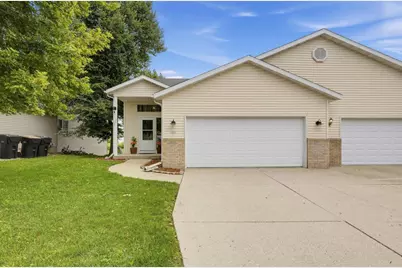 507 Trailside Drive, DeForest, WI 53532 - Photo 2