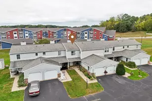 1417 8th St, Reedsburg, WI 53959 - Photo 2