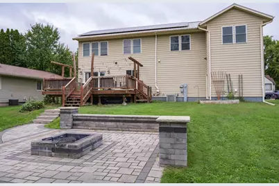 511 W Pearl Street, New Lisbon, WI 53950 - Photo 2