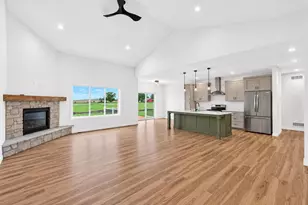 413 Chad Trl, Arlington, WI 53911 - Photo 8