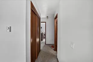 202 Danbury Ct, DeForest, WI 53532 - Photo 22