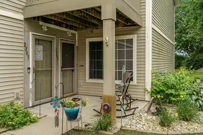 2307 Turnberry Court, Beloit, WI 53511 - Photo 4
