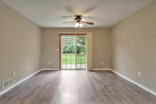 2307 Turnberry Ct, Beloit, WI 53511 - Photo 10
